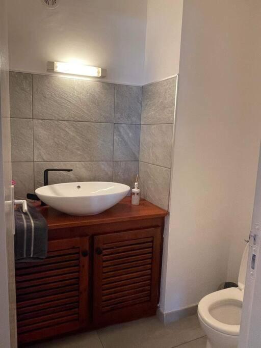 La Villa Jujubes Avec Piscine Chauffee - 5 Chambres Spacieuses Le Bois de Nefles  Kültér fotó